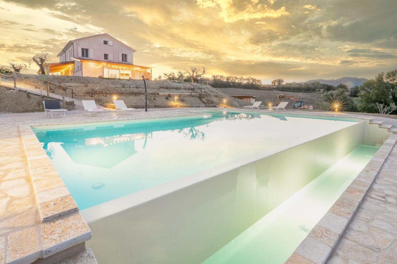 Апартаменты Casal Del Sole - La Ginestra Montefelcino Экстерьер фото